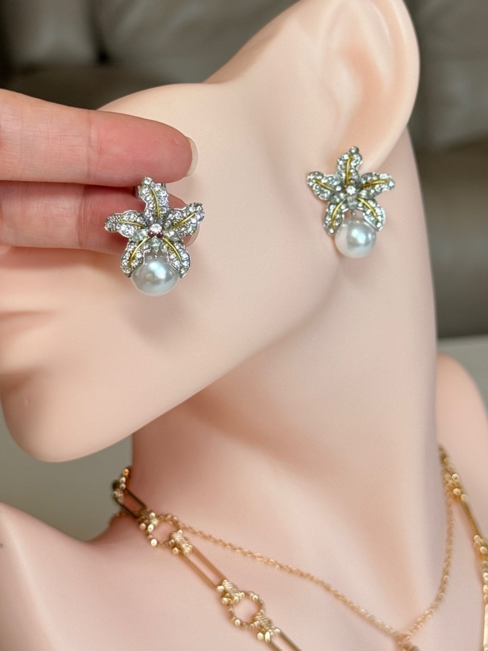 Pearl & Crystal Flower Earrings - Picture 8 of 11